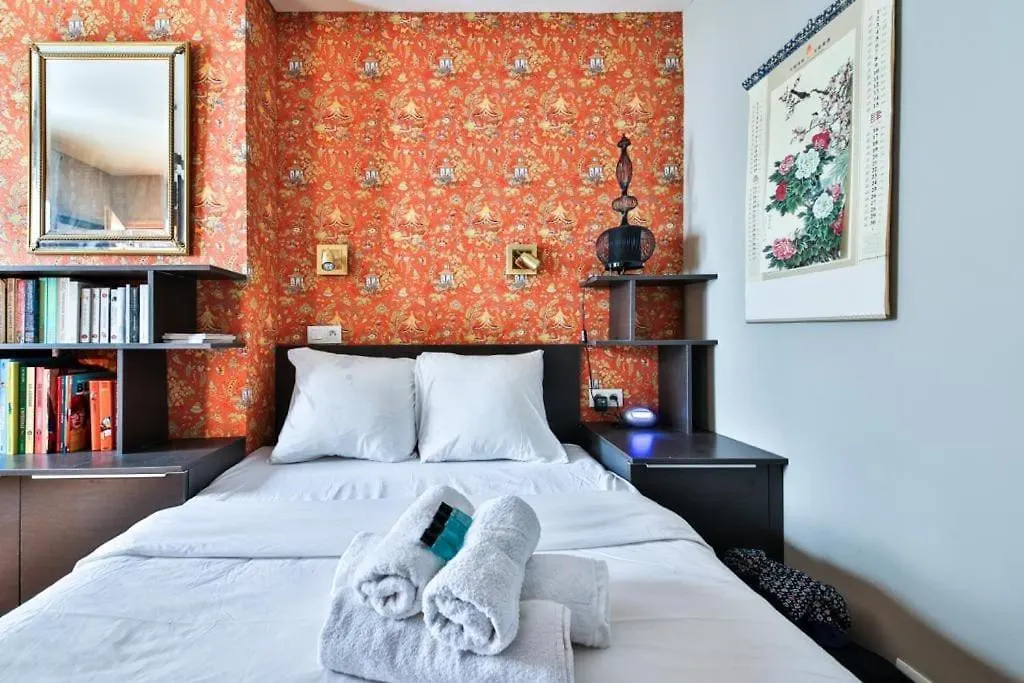 Standing Montorgueil Apartment Paris