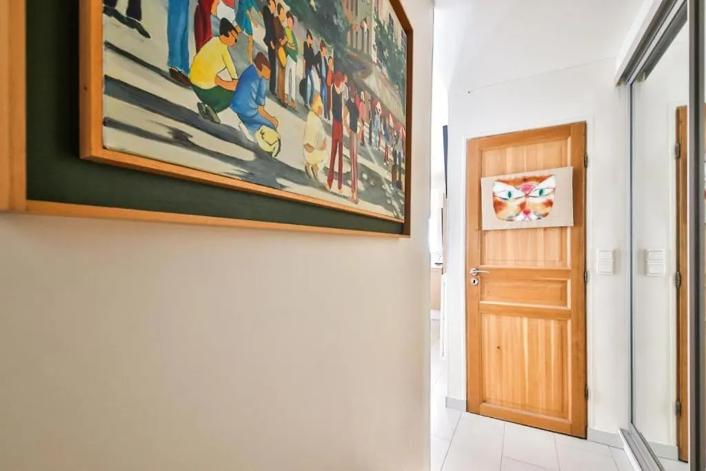 Apartment Standing Montorgueil